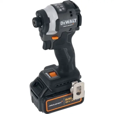 Шуруповерт DeWalt DCF85MP2T-QW