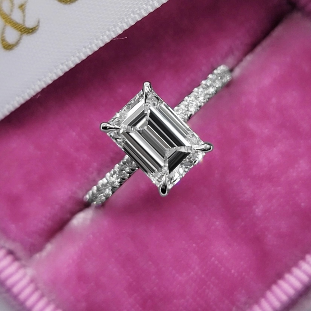 Кольцо с бриллиантом Эмеральд 1.5 ct
