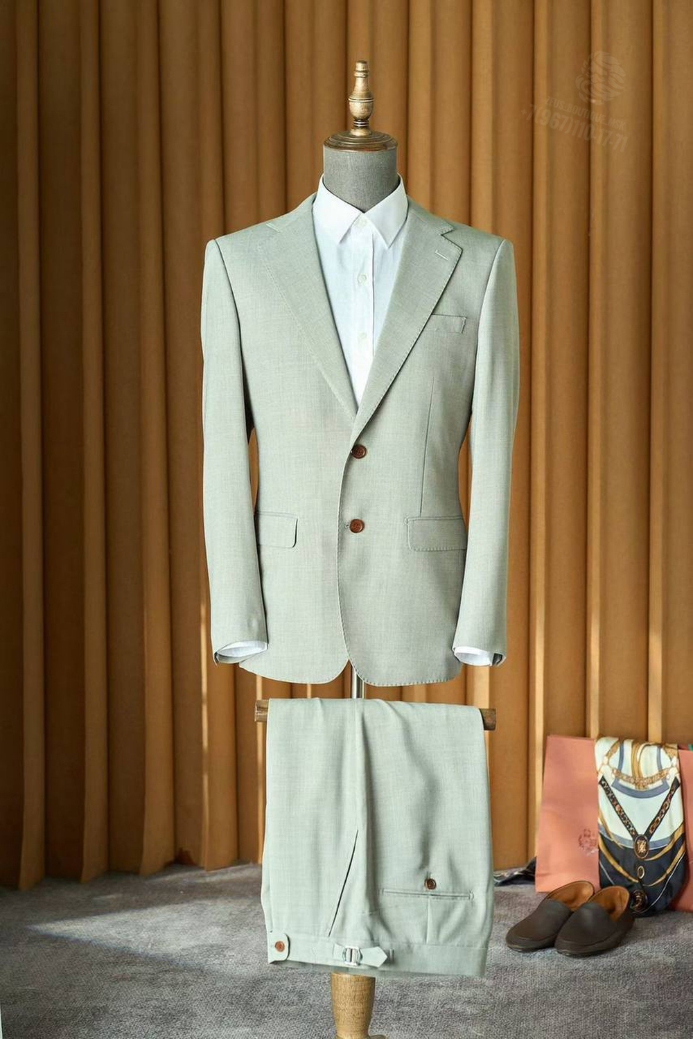Льняной костюм Loro Piana
