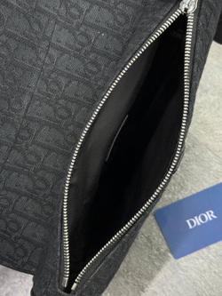 Сумка через плечо Christian Dior Saddle