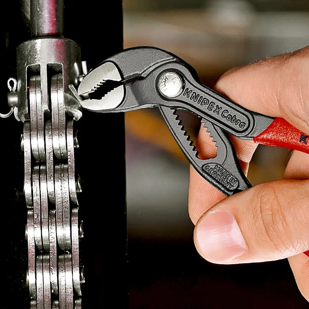 Cobra® черненая 125 мм Knipex 87 01 125 SB