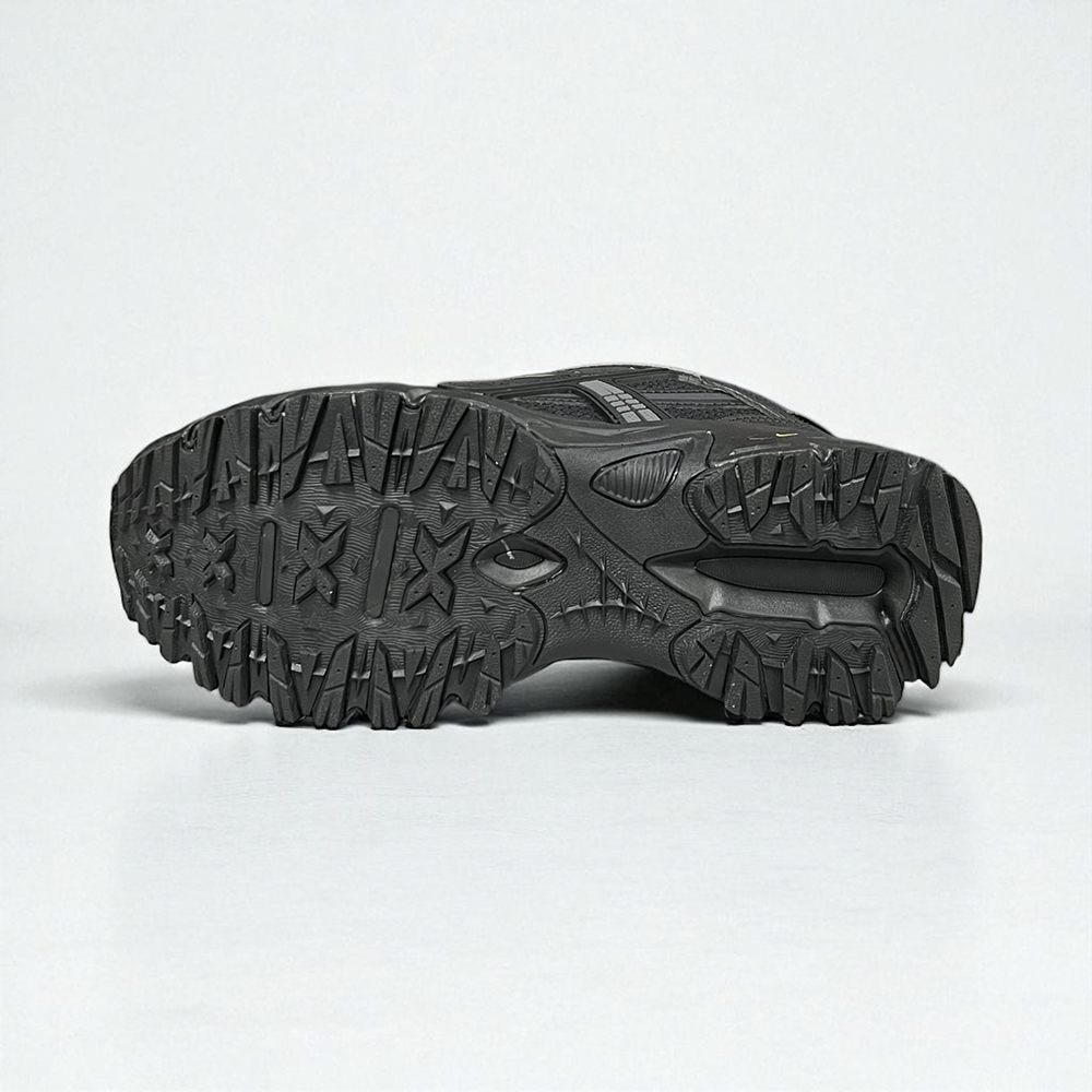 Nike V2K Runtekk Winter • Black Gray