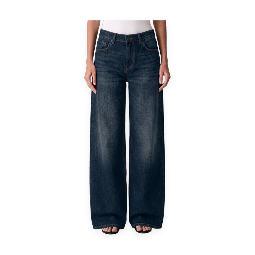 Джинсы Armani Exchange