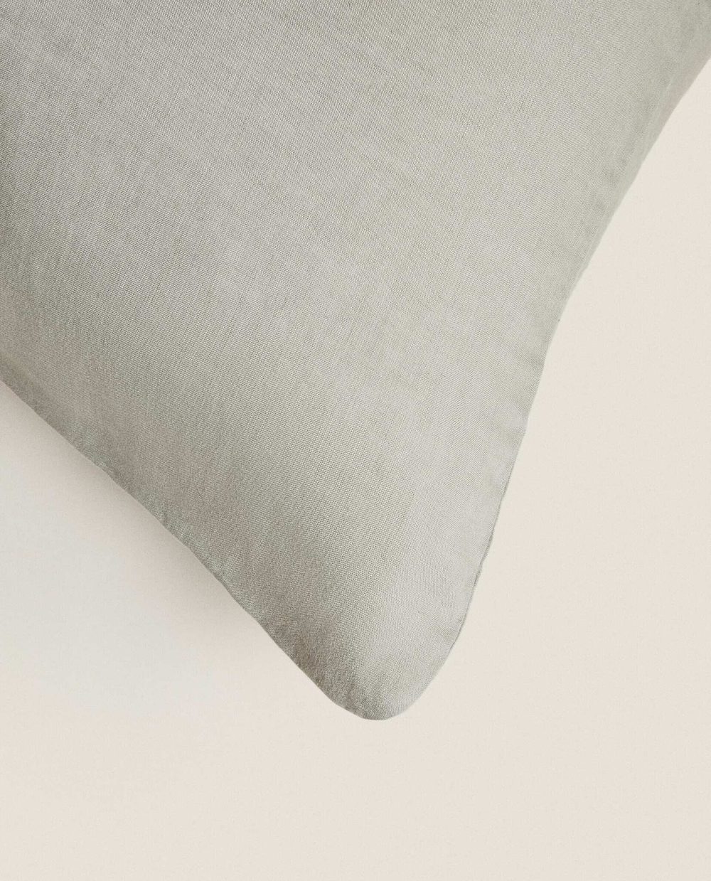 ZARA HOME ОДНОТОННЫЙ ЧЕХОЛ ДЛЯ ДЕКОРАТИВНОЙ ПОДУШКИ, СВЕТЛО-СЕРЫЙ