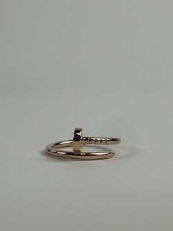 Кольцо Cartier Juste un Clou