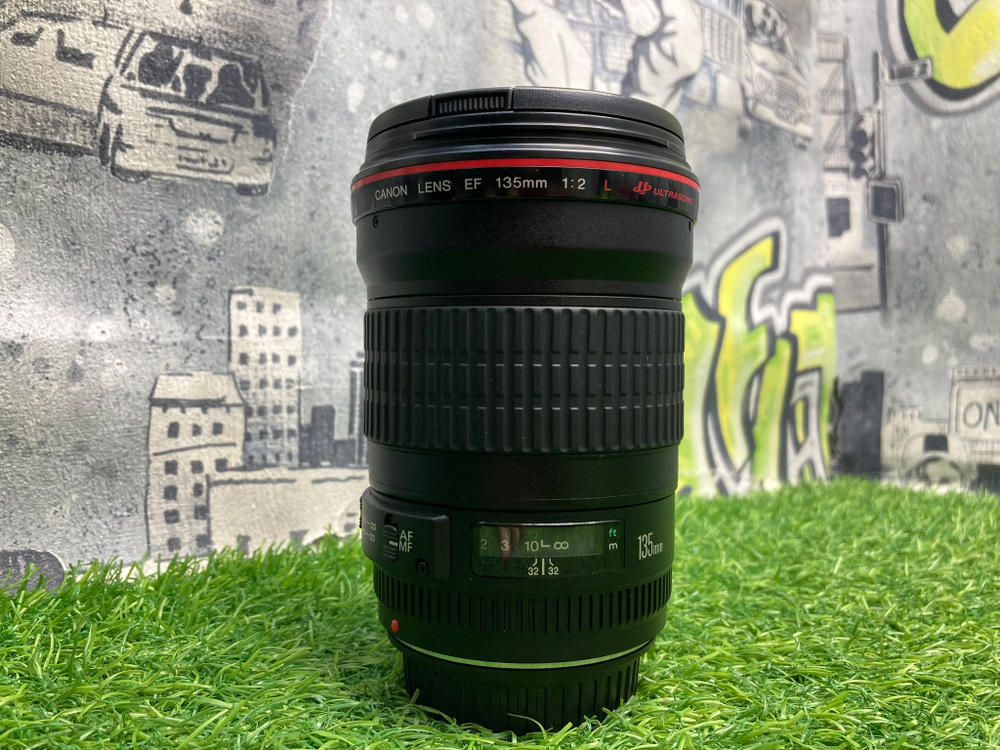 Canon EF 135mm 2L USM