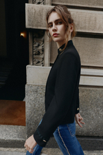 ДВУБОРТНЫЙ БЛЕЙЗЕР С ТЕКСТУРНОЙ ОТДЕЛКОЙ — ZARA