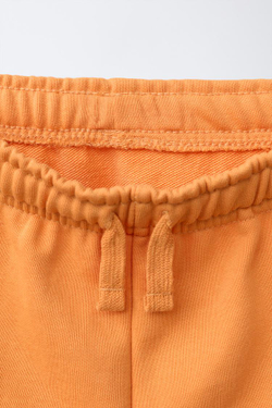 ZARA ОДНОТОННЫЕ ШОРТЫ, ОРАНЖЕВЫЙ