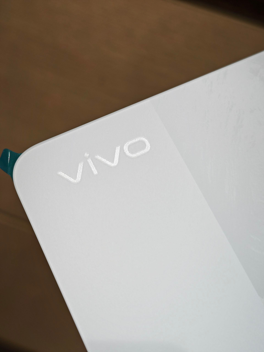 Задняя крышка OPИГИHAЛ для VIVO X300 Ultra (V2562) - задняя стеклянная панель. Цвет: Белый / White