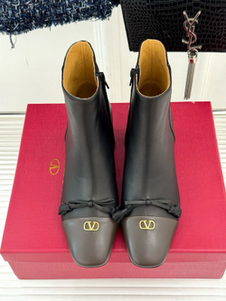 Ботильоны Valentino