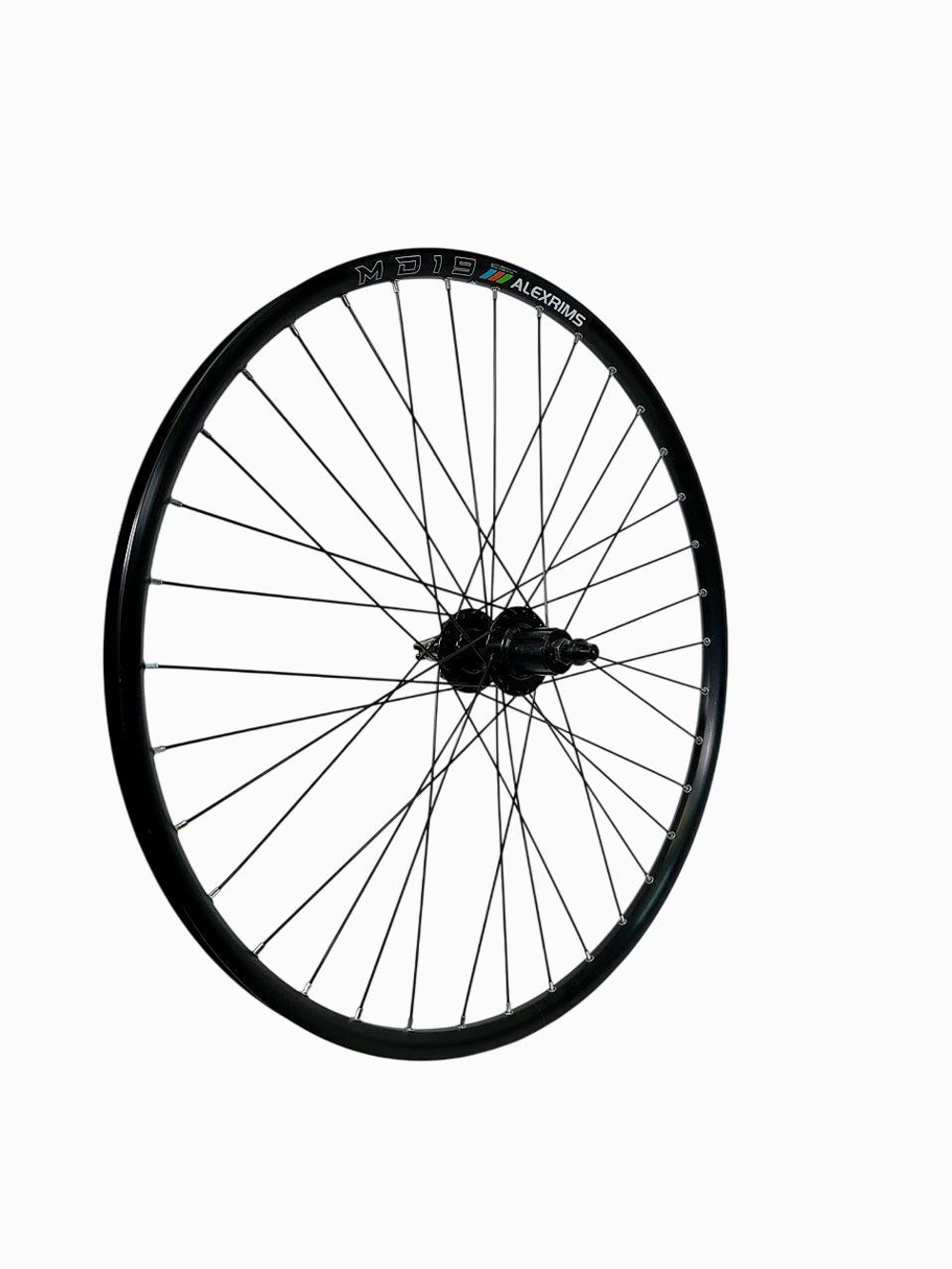 Колесо заднее 26" D ALEXRIMS кассета 9-11 ск. эксцентрик / обод двойной алюм. черн. SSE A/V 19х17 / втулка QUANDO алюм. черн.