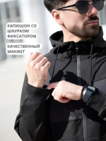 Спортивный костюм на молнии с капюшоном