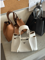 Сумка из натуральной кожи LOLABAG
