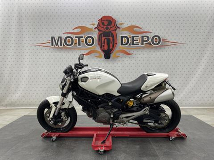 Ducati Monster 696 Plus 2013