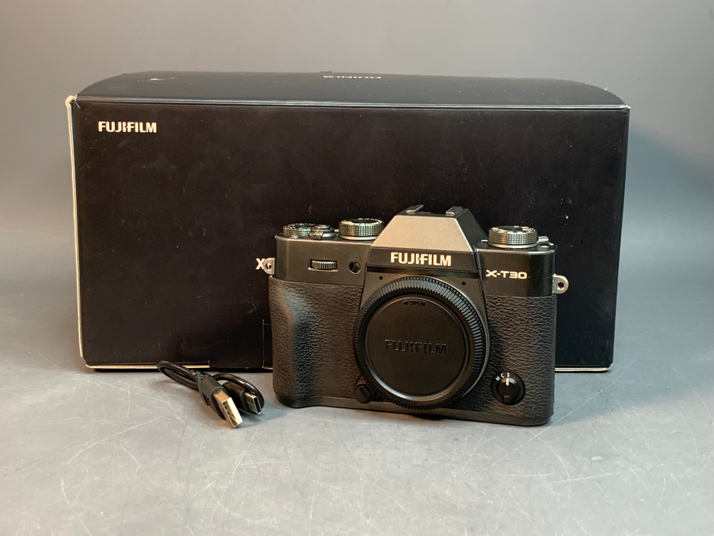 Fujifilm X-T30 14.907 кадров