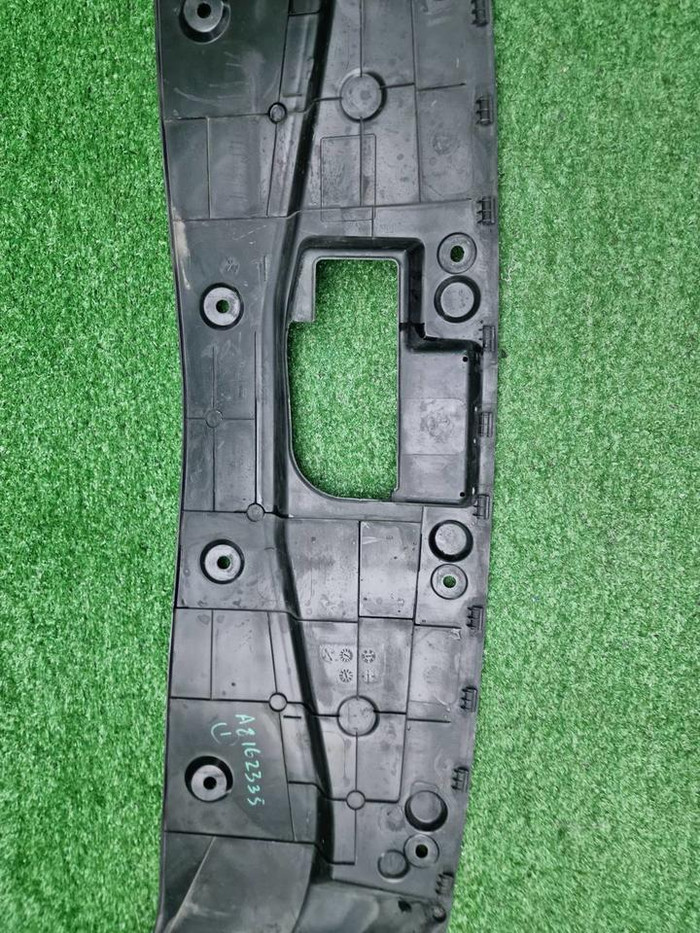 Кожух замка капота Haval F7 (2018-2024)