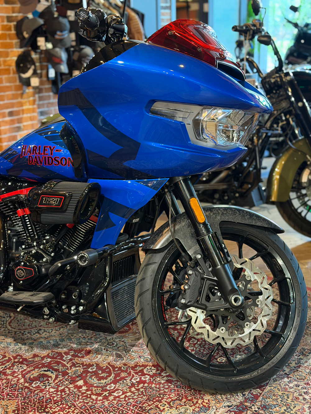 CVO Road Glide ST "Electric Coast" (2026)