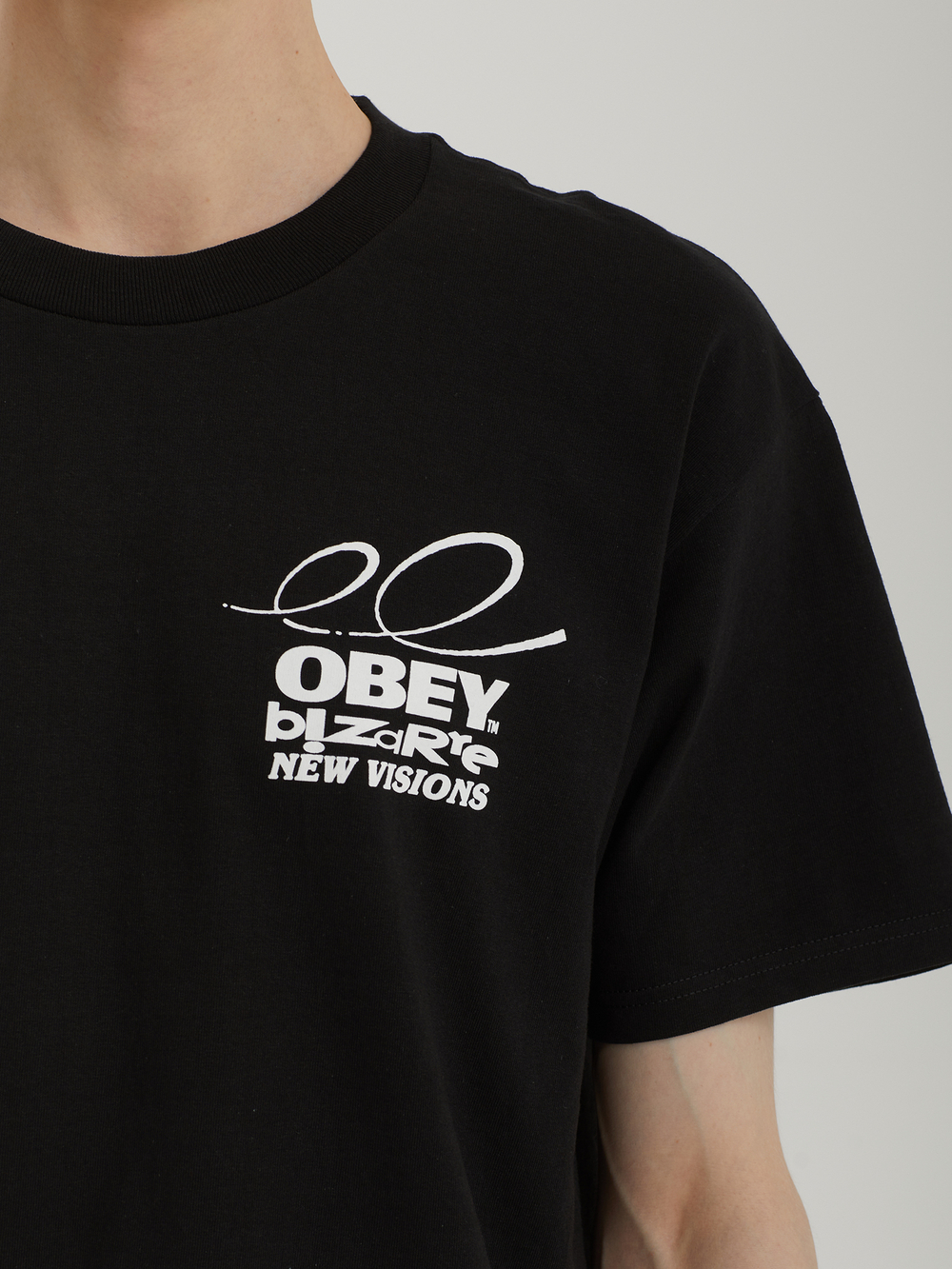 Мужская Футболка Obey Bizzare New Visions