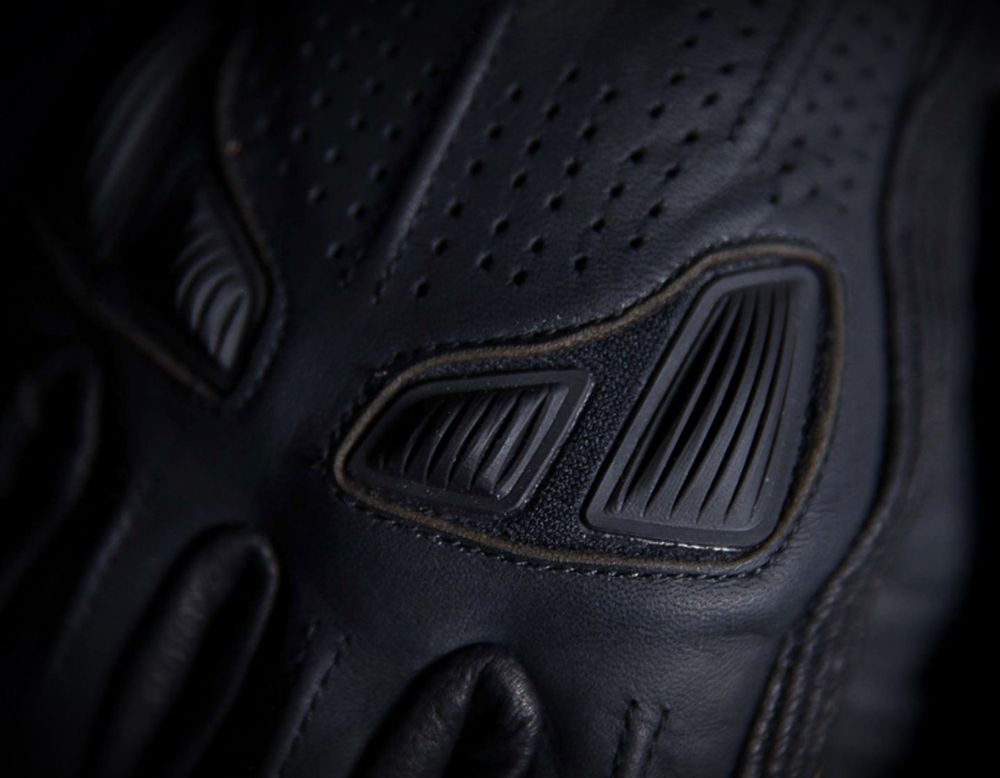 Axys 1000 Gloves / Черный