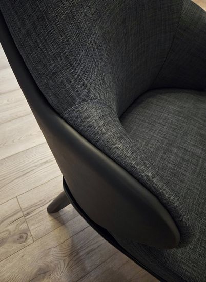 Кресло Leslie Armchair