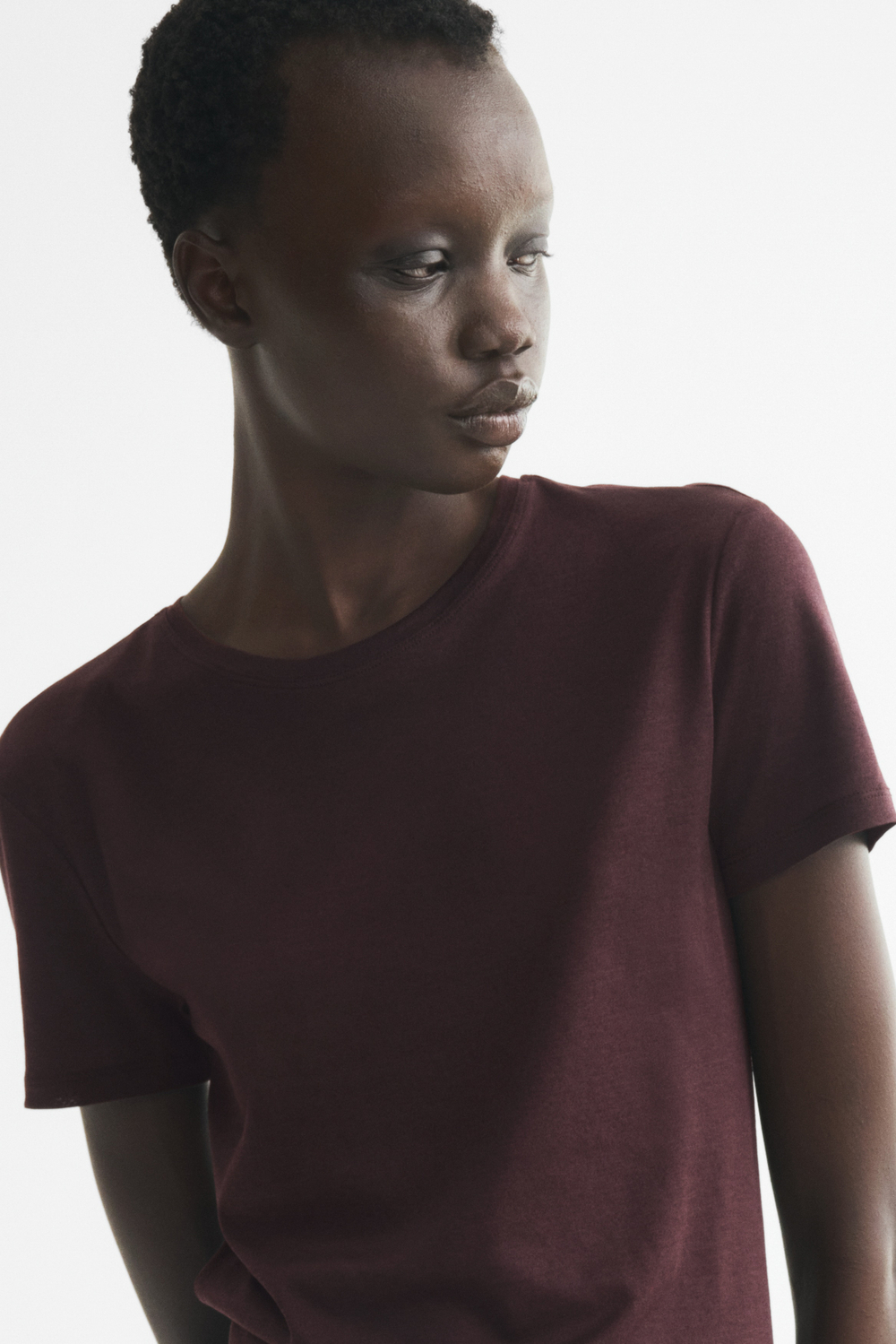 Футболка из смеси с шёлком — приталенный крой - H&M