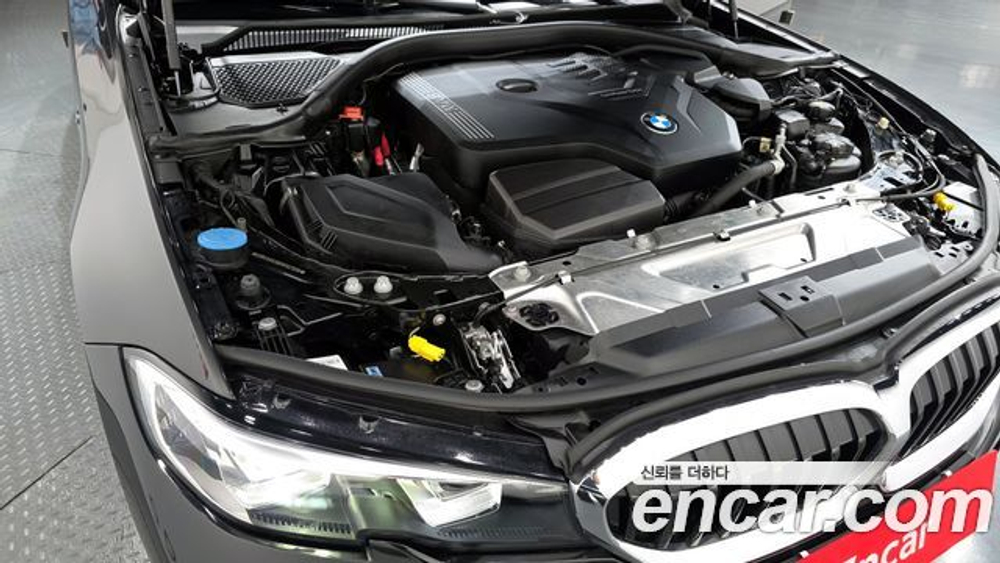 BMW 3-Series 320i M Sport — 2021