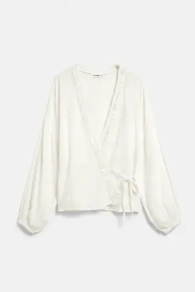 Рубашка с перекрещивающимся вырезом и бисером - PULL&BEAR