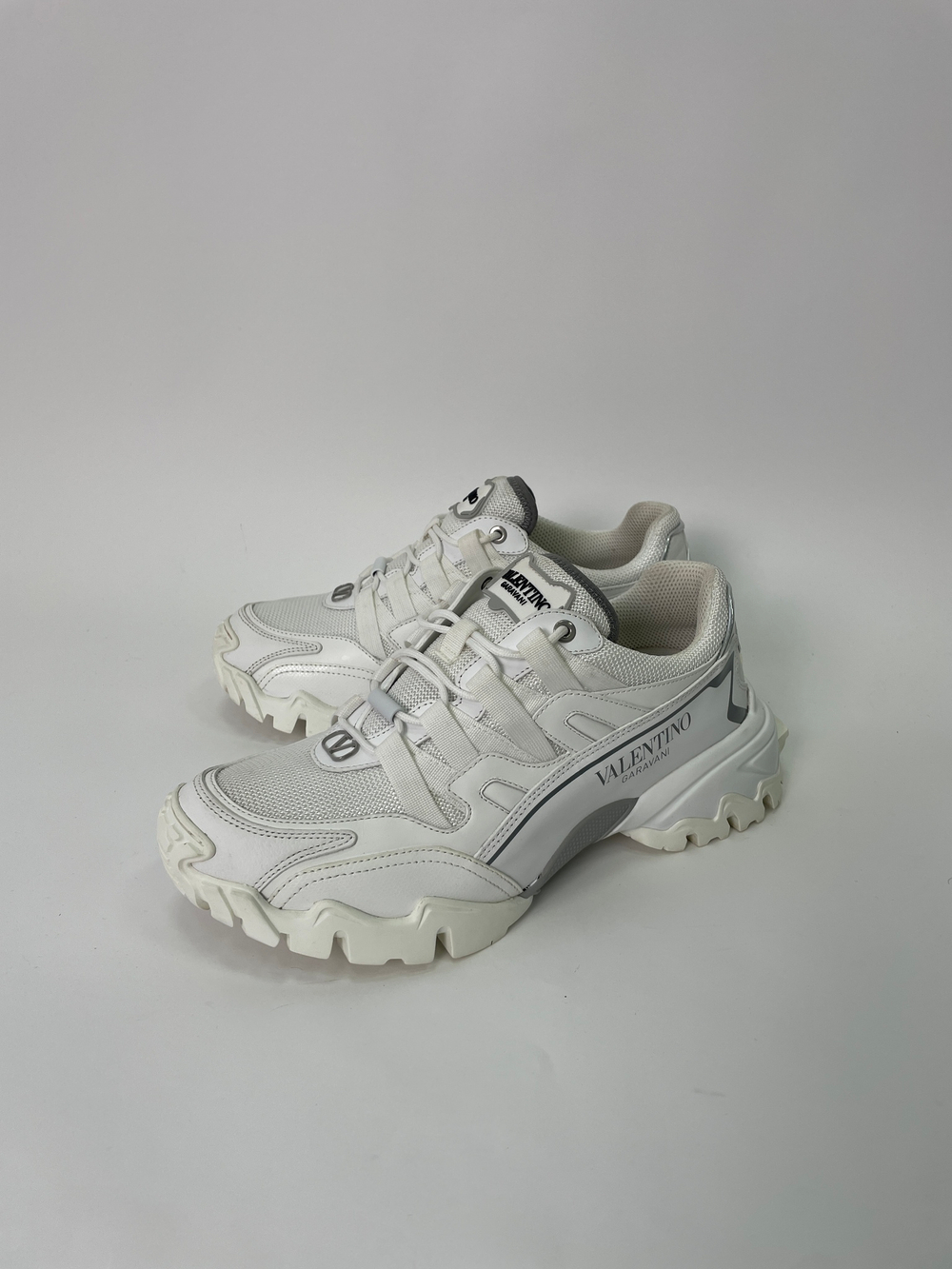 Кроссовки Valentino