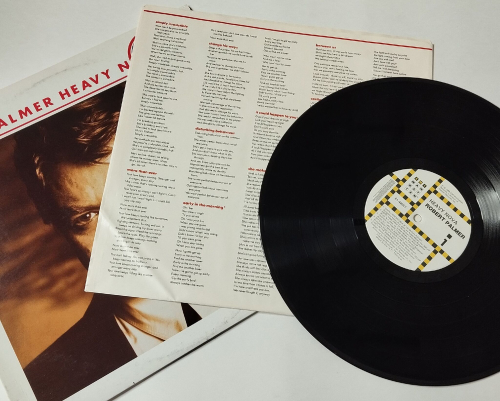 Винтажная виниловая пластинка LP Robert Palmer Heavy Nova (USA 1988)