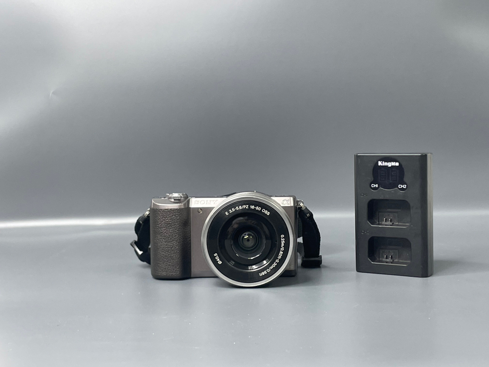 Sony A5100 kit 16-50mm 3100 кадров
