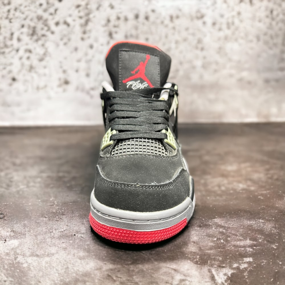 Nike Air Jordan 4 • Black/Red