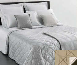 Покрывало 260х270 Trussardi Seam Line бежевое