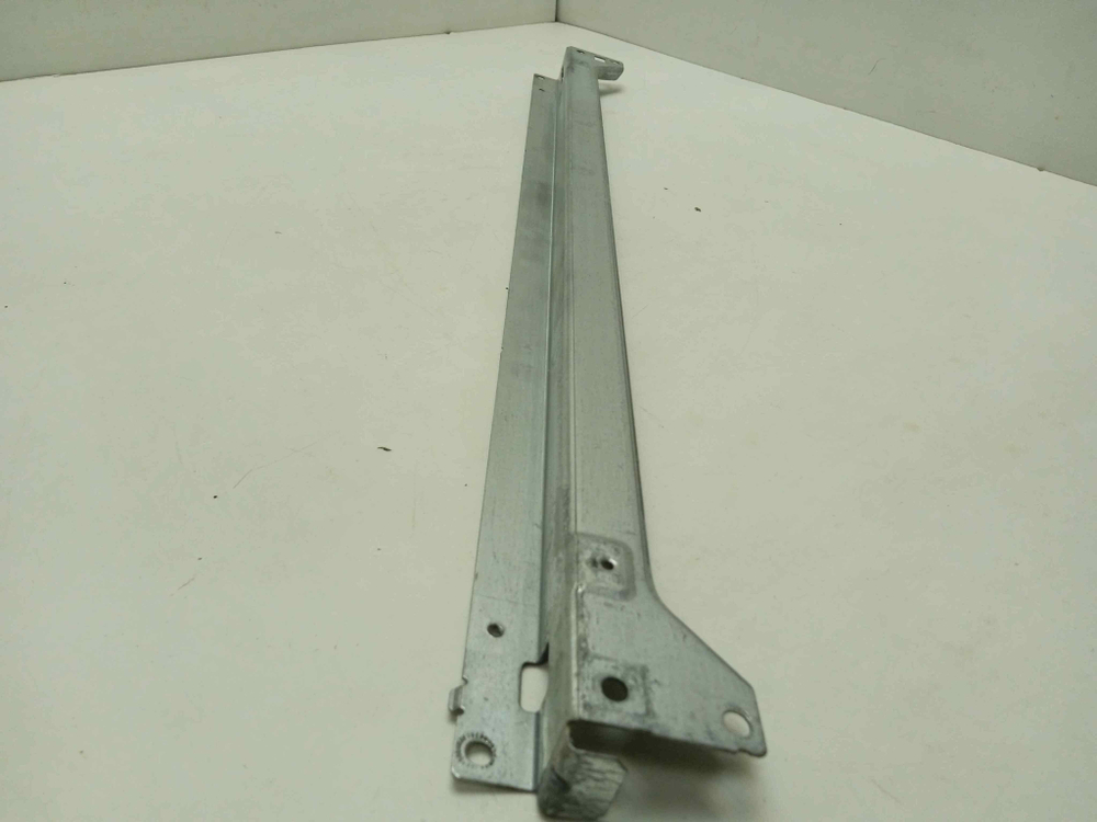 WIS24140OE/47 кт173 Планка (деталь корпуса) для стиральной машины Bosch WIS24140OE/47 б/у