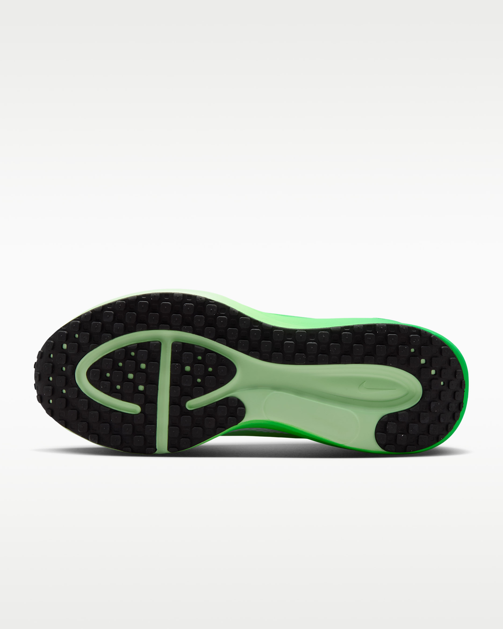 Женские кроссовки для бега по шоссе Nike Revolution 8 - Nike