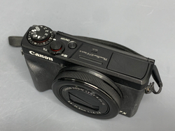 Canon G7X Mark III