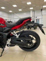 Honda CBR 650R, 2024 red