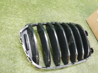 Решетка радиатора правая BMW X3 G01 X4 G02 (17-21)