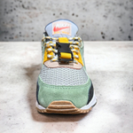 Nike Air Max 90 • Fresh Perspective