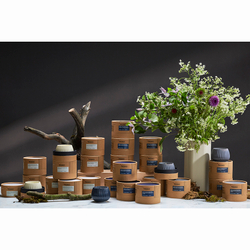 Свеча ароматическая vetiver & black cypress из коллекции edge, синий, 30 ч
