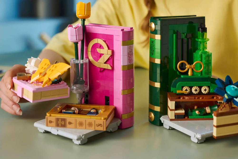Конструктор LEGO Wicked 75691 Glinda & Elphaba Bookends