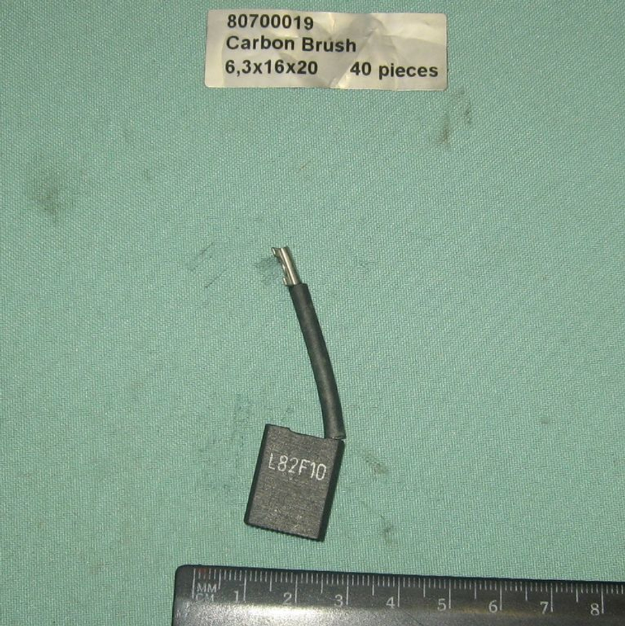 Щетка угольная 6,3х16х20 (2шт) EBS1800; EHB32/4.2