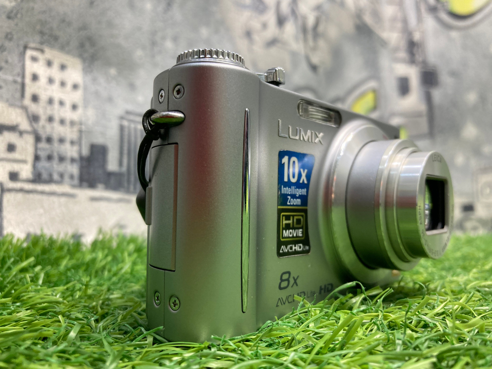 Panasonic Lumix DMC-ZX3