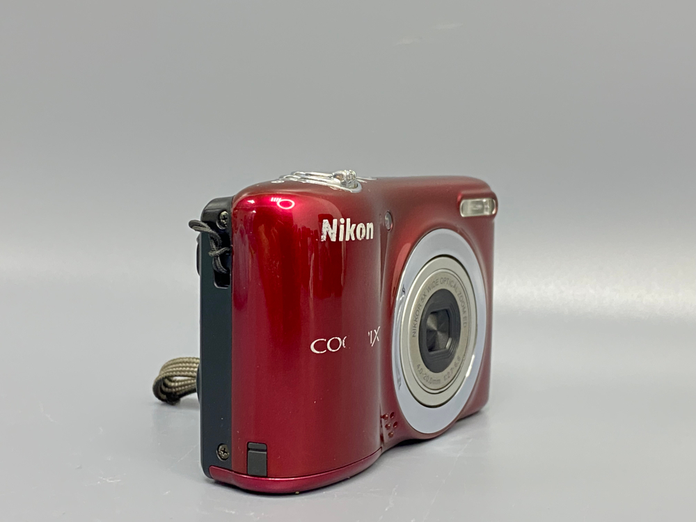Nikon L25