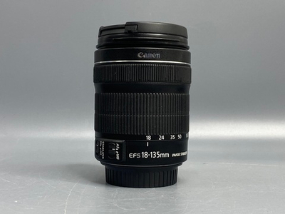 Canon EF-S 18-135mm 3.5-5.6 IS STM