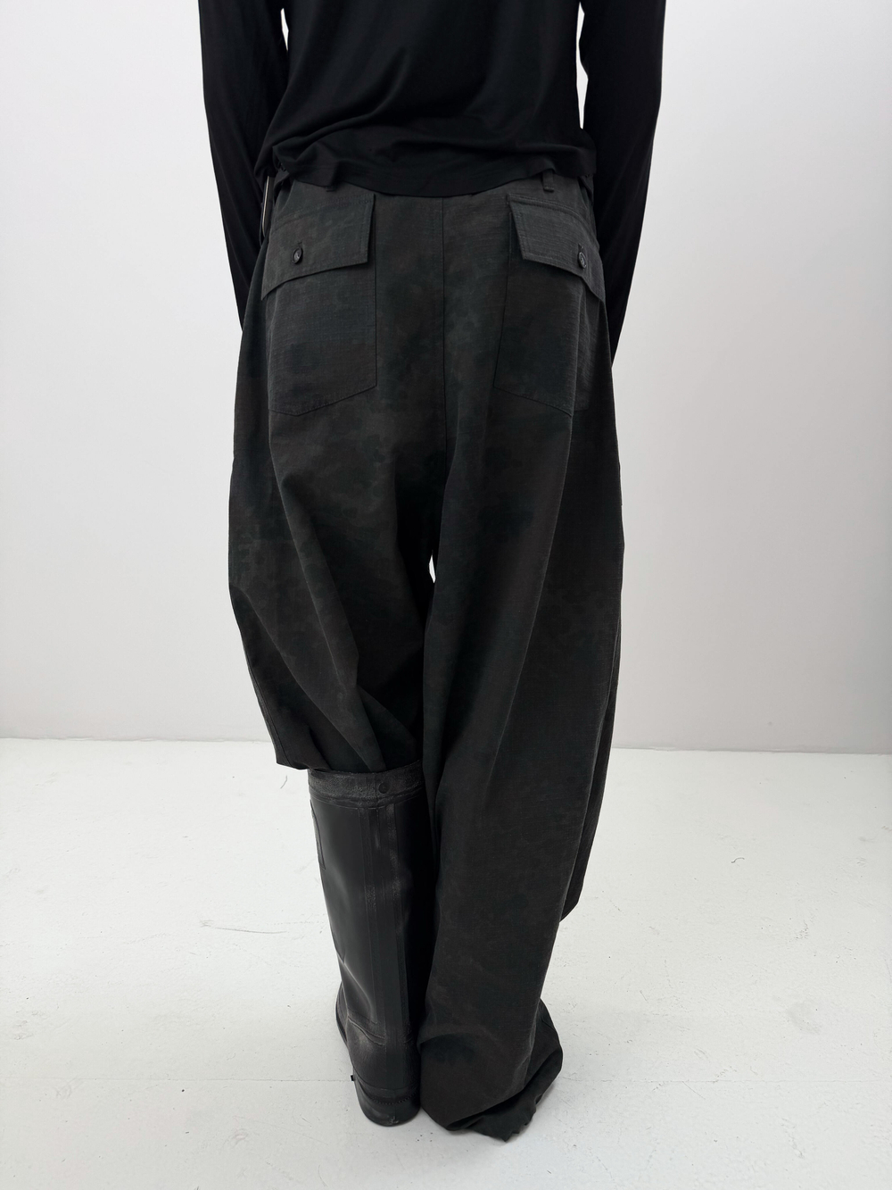 MONKS BLACKAMO PANTS