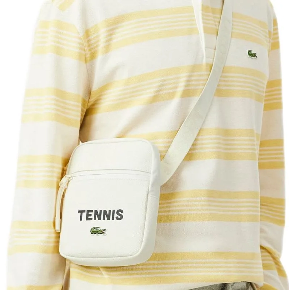 Lacoste Small Flat Petit Piqu_ Satchel - flour