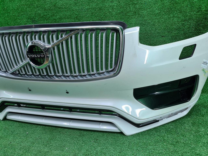 Бампер передний Volvo XC90 19-н.в R-Design В сборе