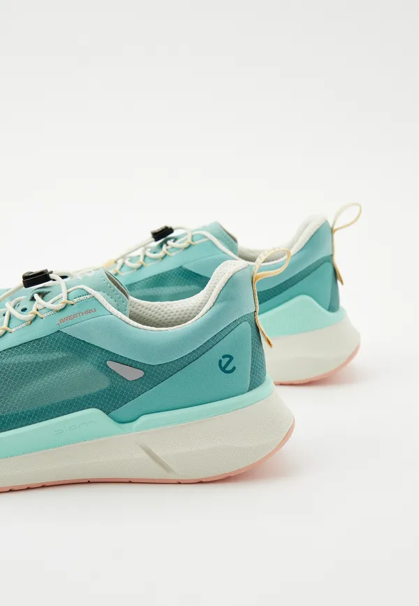 Кроссовки женские ECCO BIOM 2.2 W