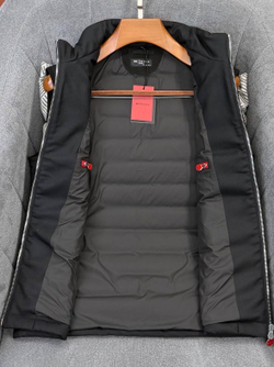 Пуховый жилет Kiton
