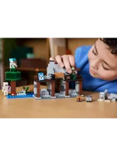 Конструктор Minecraft 21261 Волчья крепость